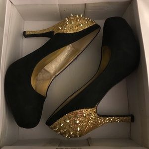 High heel shoes
